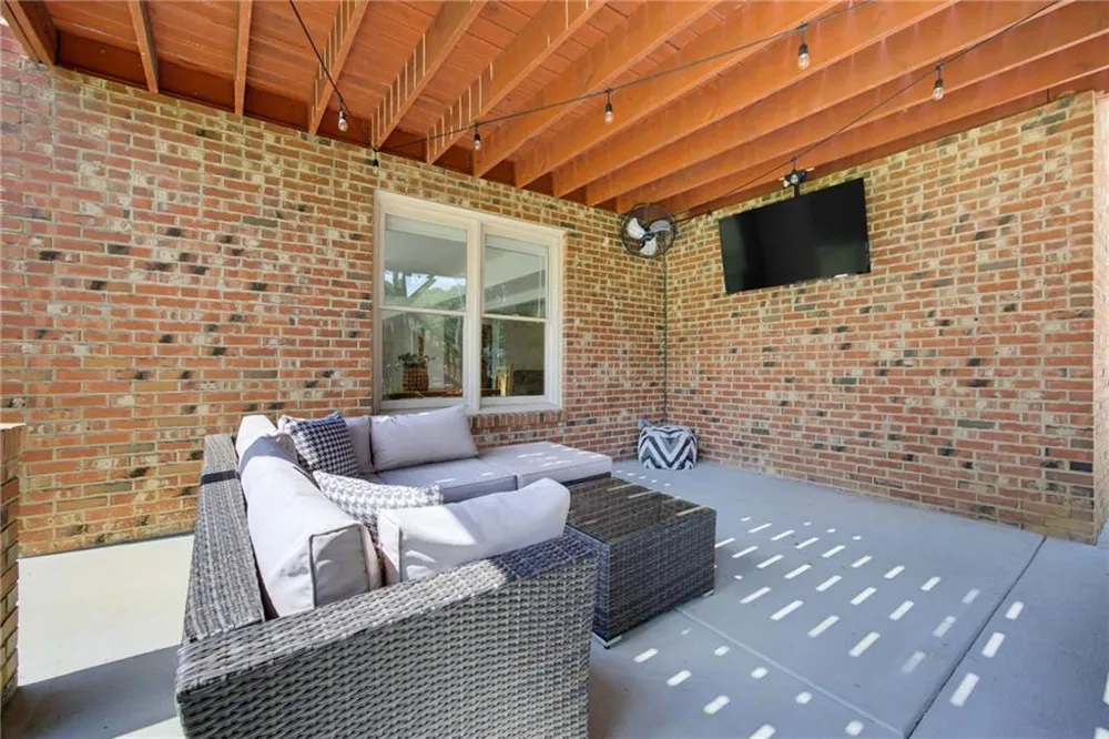 333 Golf Crest Drive Acworth, GA 30101