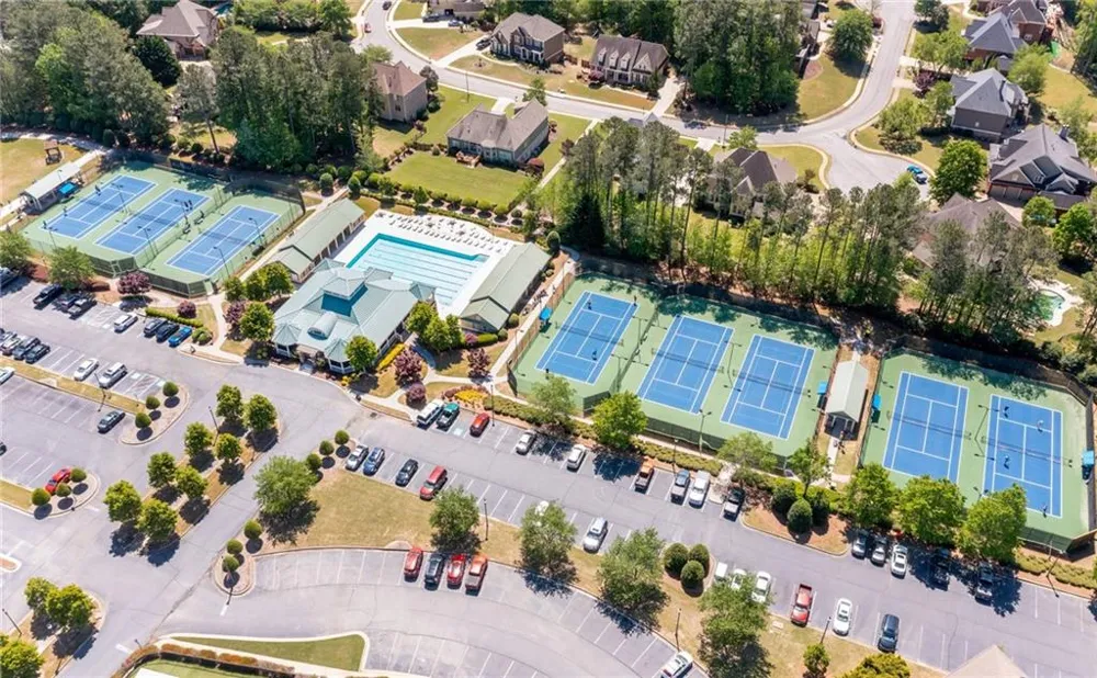 333 Golf Crest Drive Acworth, GA 30101