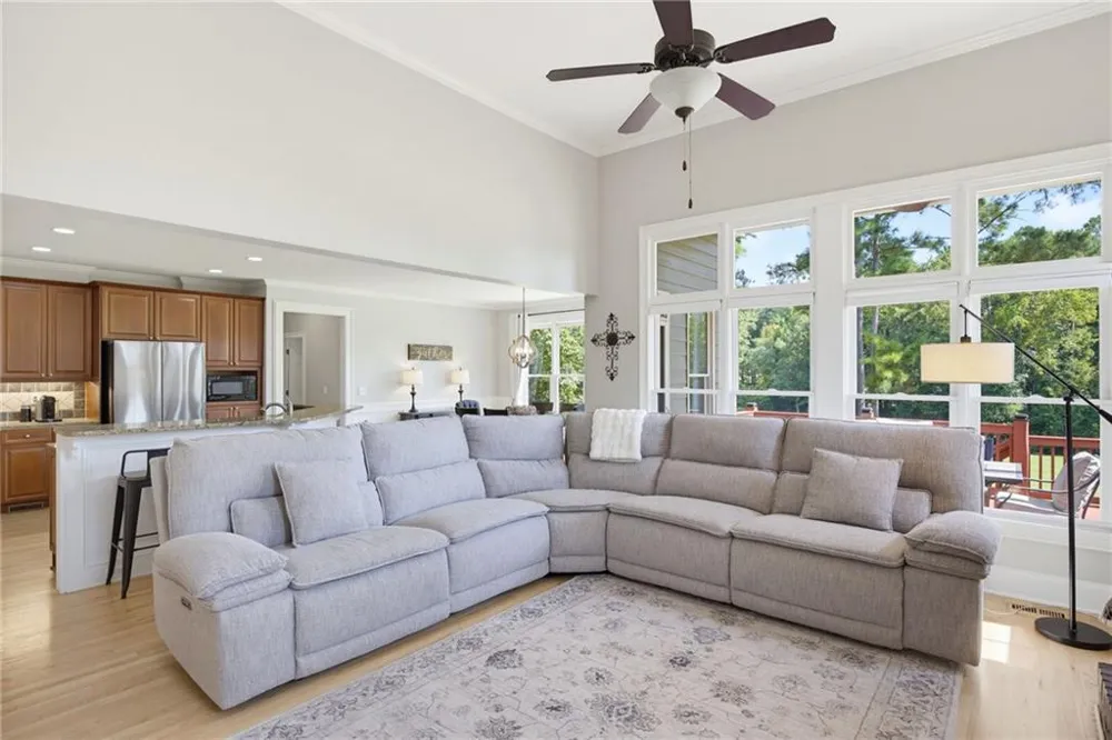 333 Golf Crest Drive Acworth, GA 30101