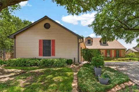 303 Longview Drive