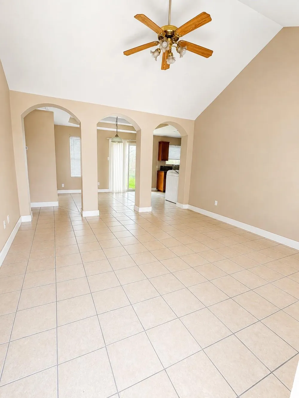 12607 Rio Bravo St Rosharon, TX 77583