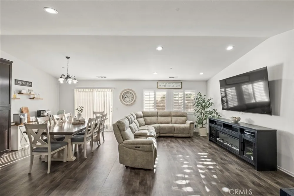 29421 Hazel Lake Elsinore, CA 92530