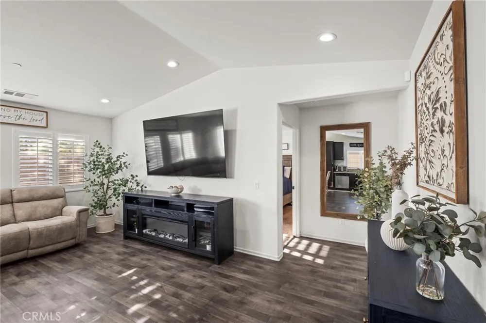 29421 Hazel Lake Elsinore, CA 92530
