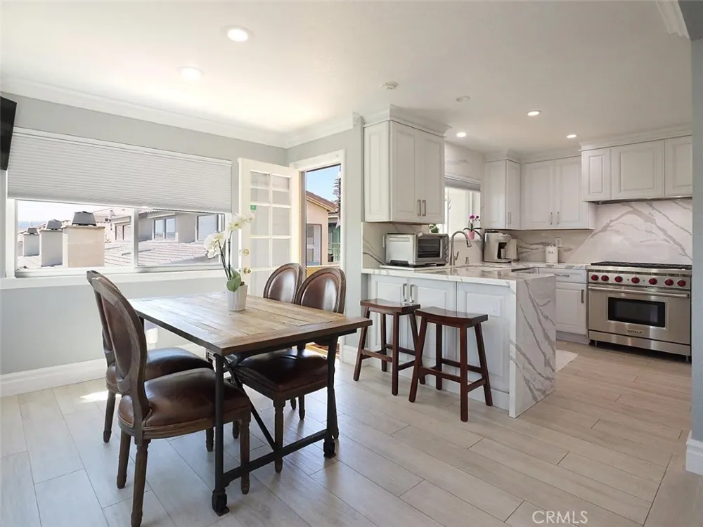 110 S Prospect Avenue #6 Redondo Beach, CA 90277