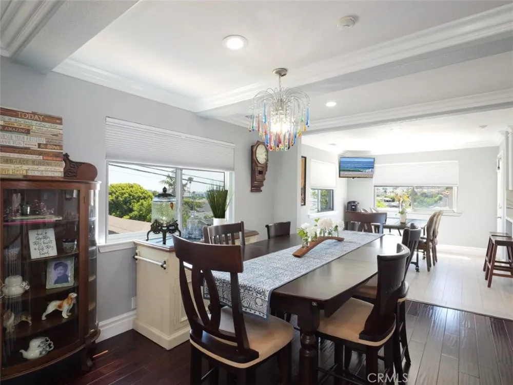 110 S Prospect Avenue #6 Redondo Beach, CA 90277