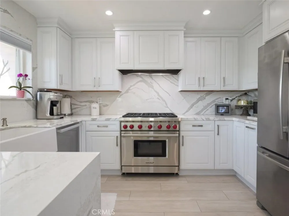 110 S Prospect Avenue #6 Redondo Beach, CA 90277