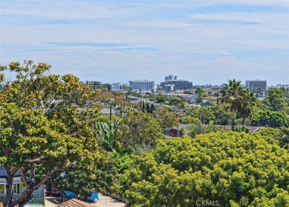 110 S Prospect Avenue #6 Redondo Beach, CA 90277