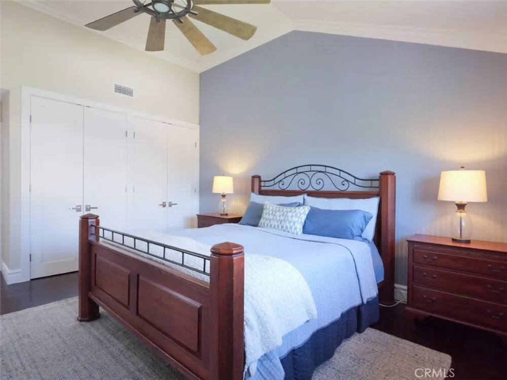 110 S Prospect Avenue #6 Redondo Beach, CA 90277