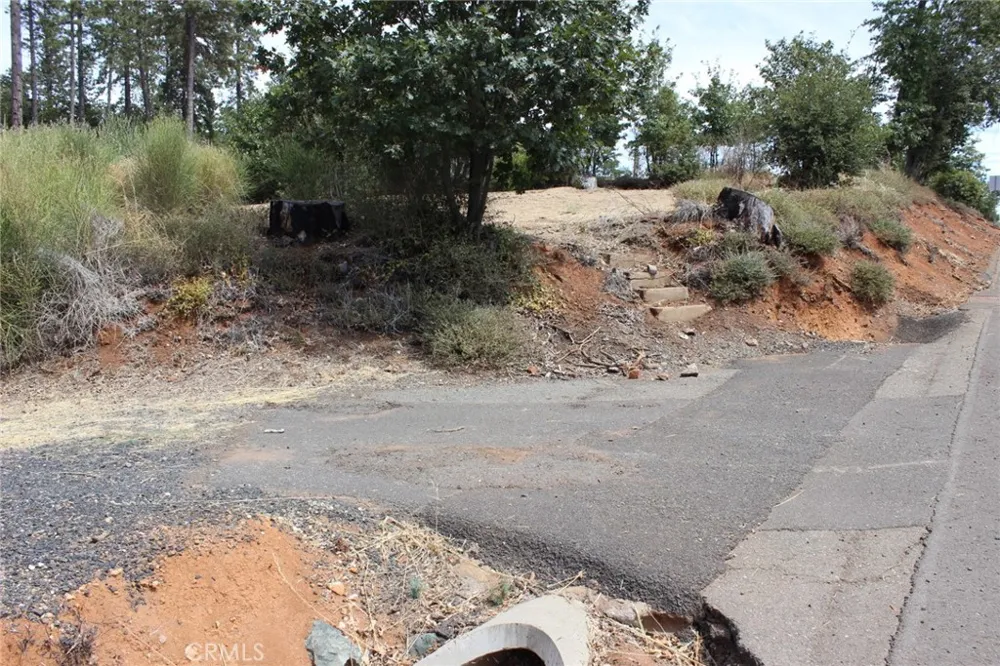 1289 Pearson Paradise, CA 95969