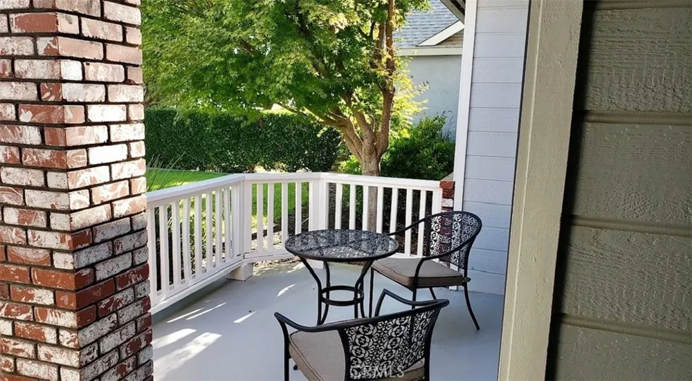 2559 E Fallbrook Fresno, CA 93720