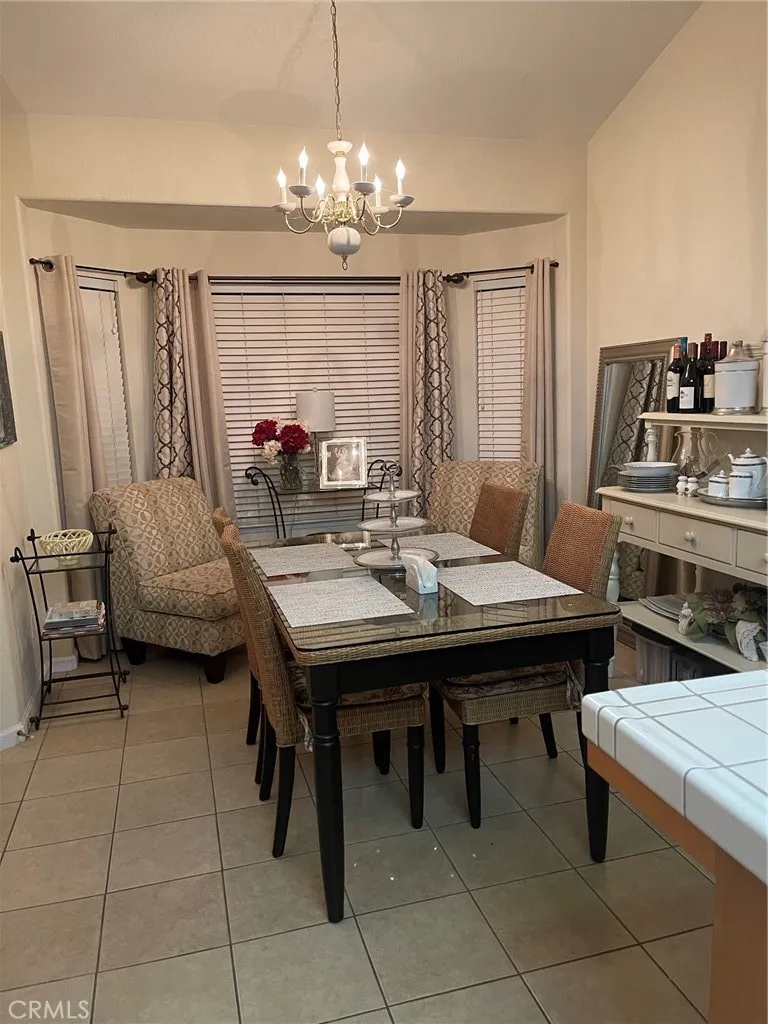 2559 E Fallbrook Fresno, CA 93720
