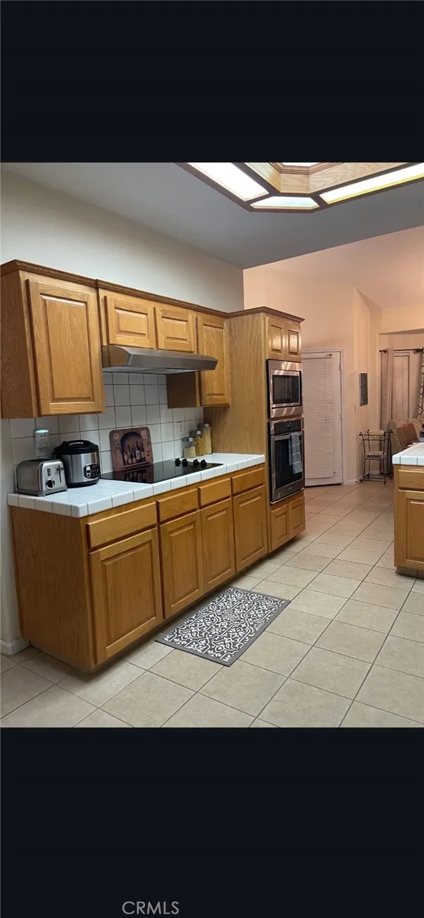 2559 E Fallbrook Fresno, CA 93720