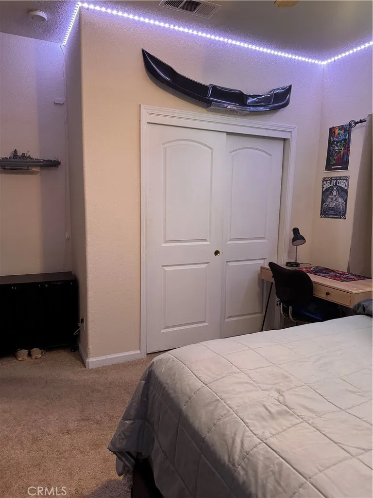 2559 E Fallbrook Fresno, CA 93720