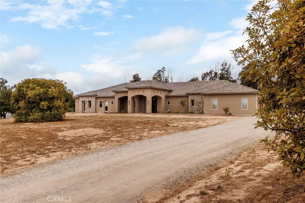 1950 Lemon Ranch Road Arroyo Grande, CA 93420