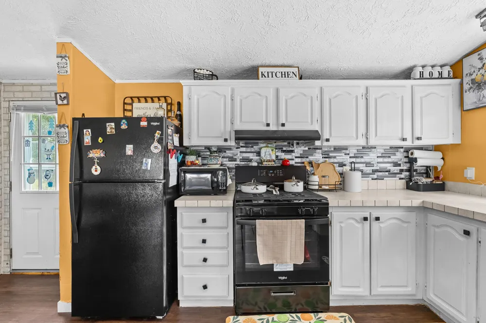 2002 Mount Olivet Road Kalamazoo, MI 49004