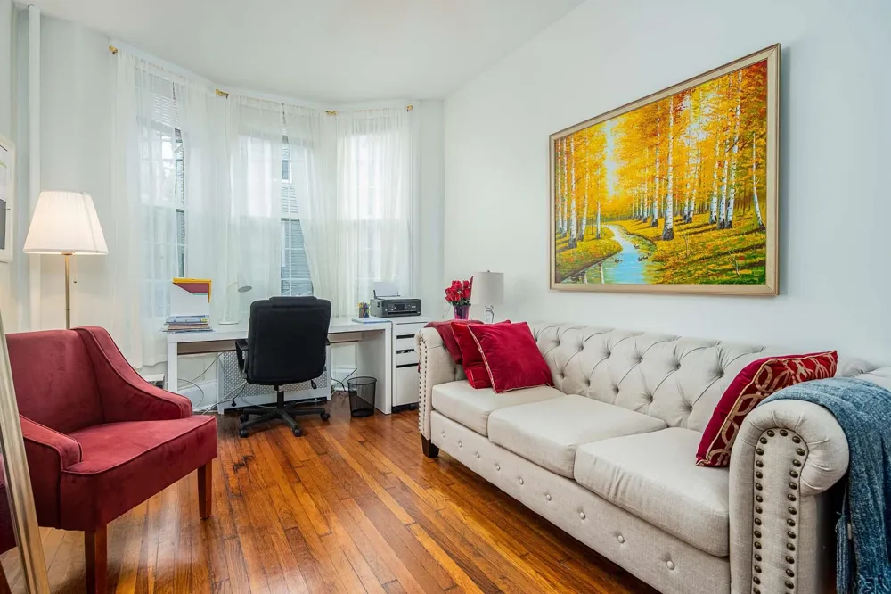 210 36TH ST Union City, NJ 07087