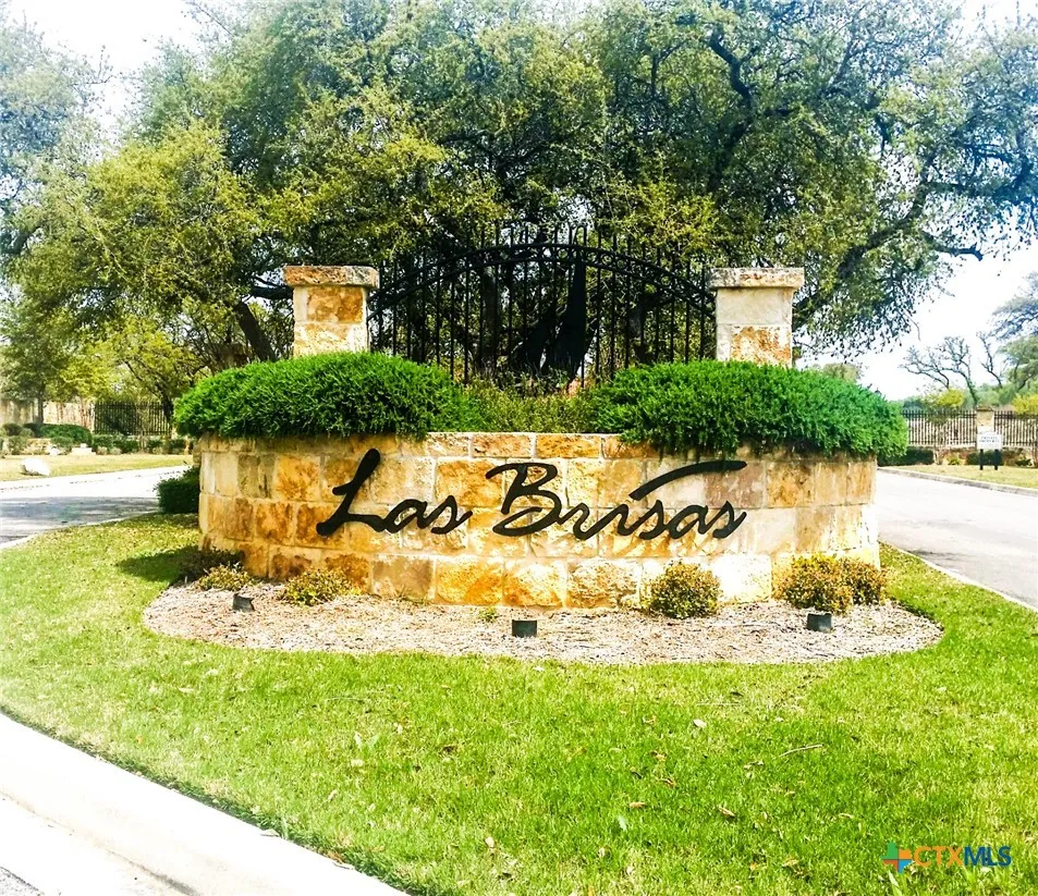 1867 Bella Vista Canyon Lake, TX 78133