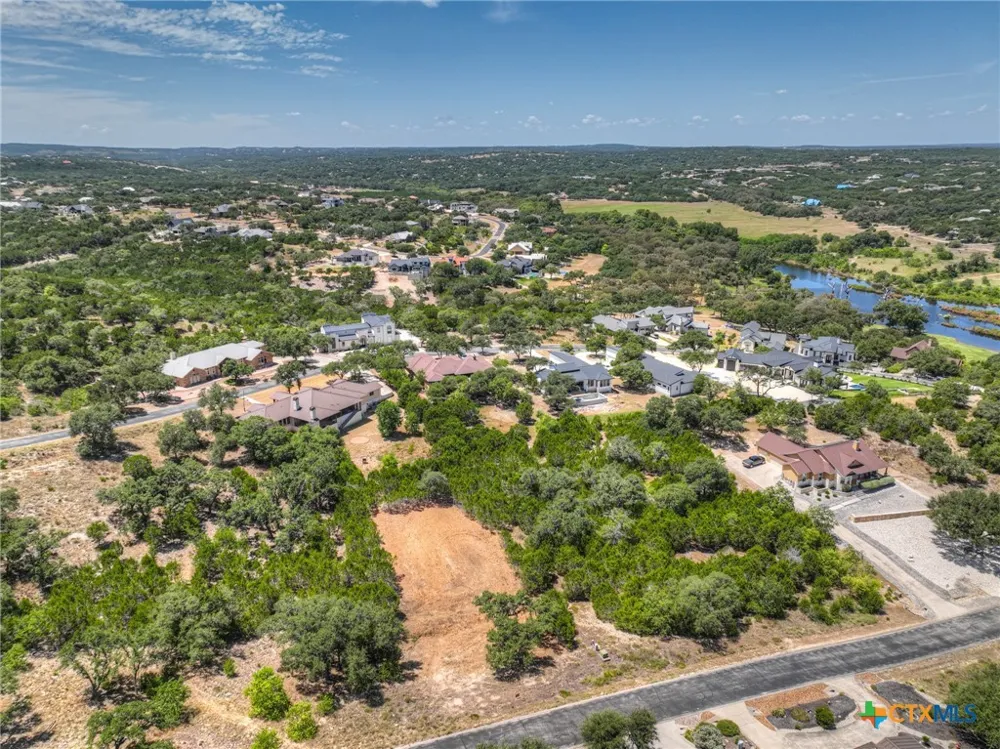 1867 Bella Vista Canyon Lake, TX 78133