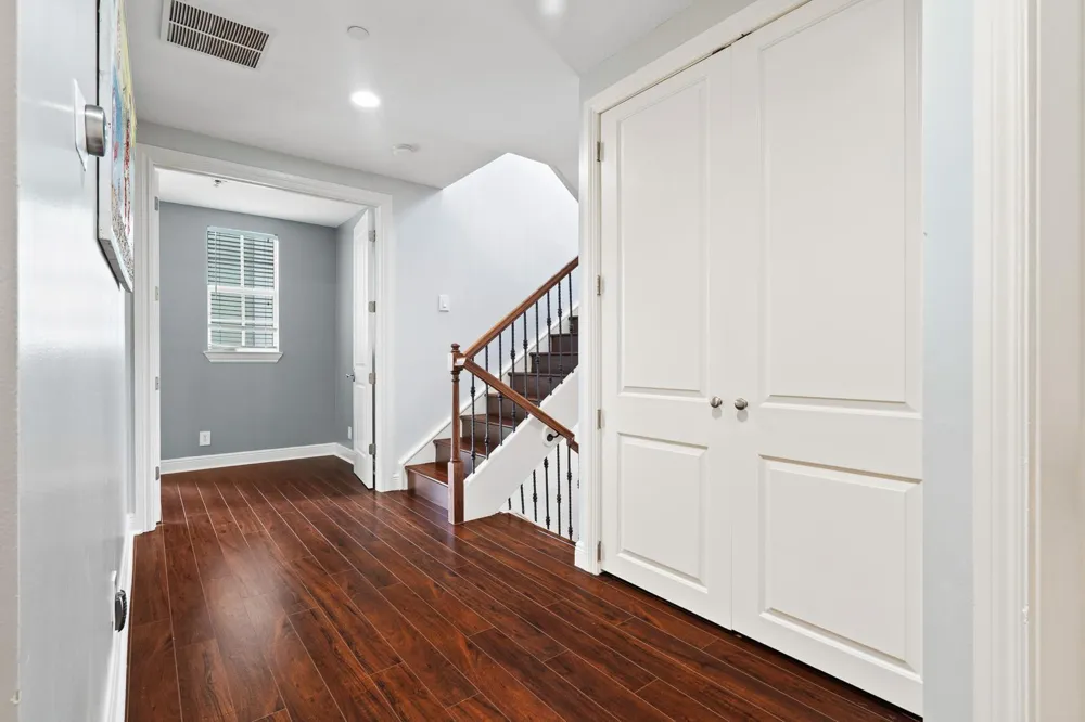 1123 NE 18TH AVENUE Fort Lauderdale, FL 33304