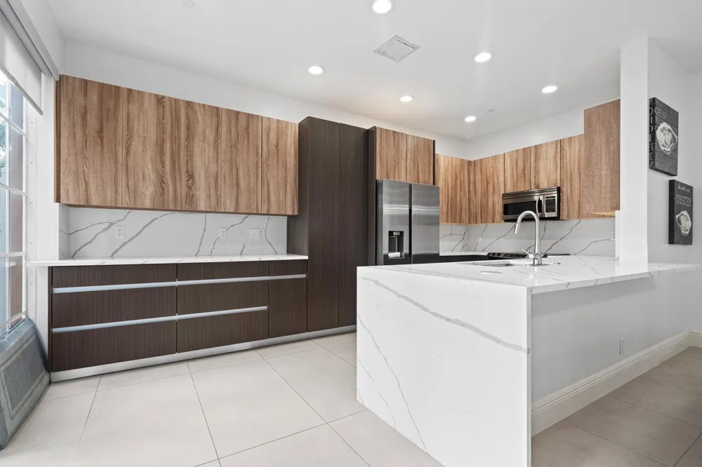 1123 NE 18TH AVENUE Fort Lauderdale, FL 33304