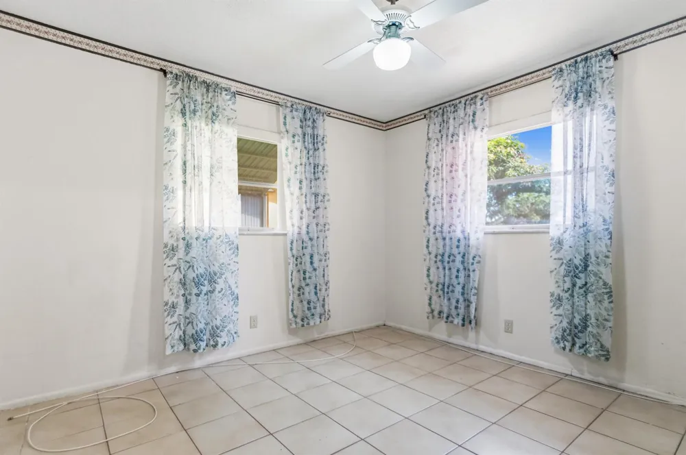 4818 NW 58TH STREET Tamarac, FL 33319