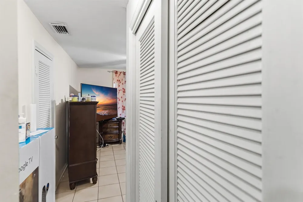 4818 NW 58TH STREET Tamarac, FL 33319