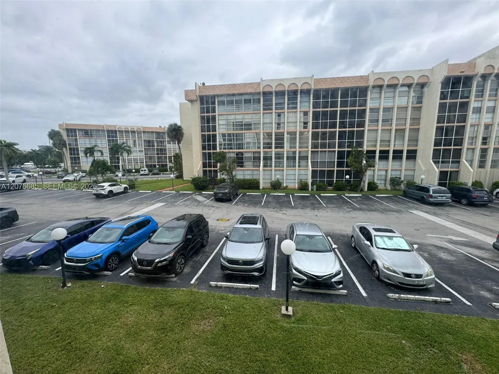 501 Three Islands Blvd #209 Hallandale Beach, FL 33009
