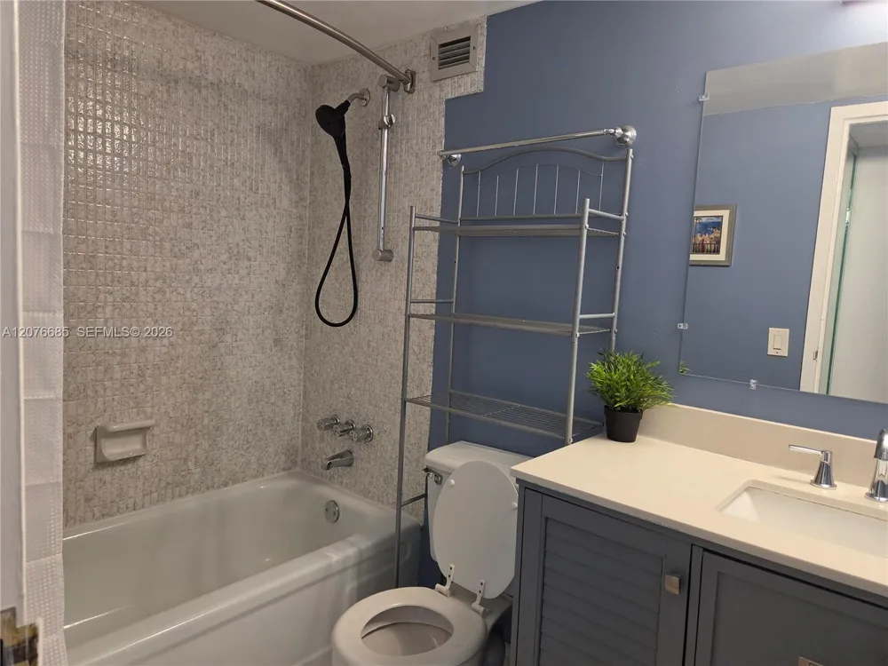 501 Three Islands Blvd #209 Hallandale Beach, FL 33009