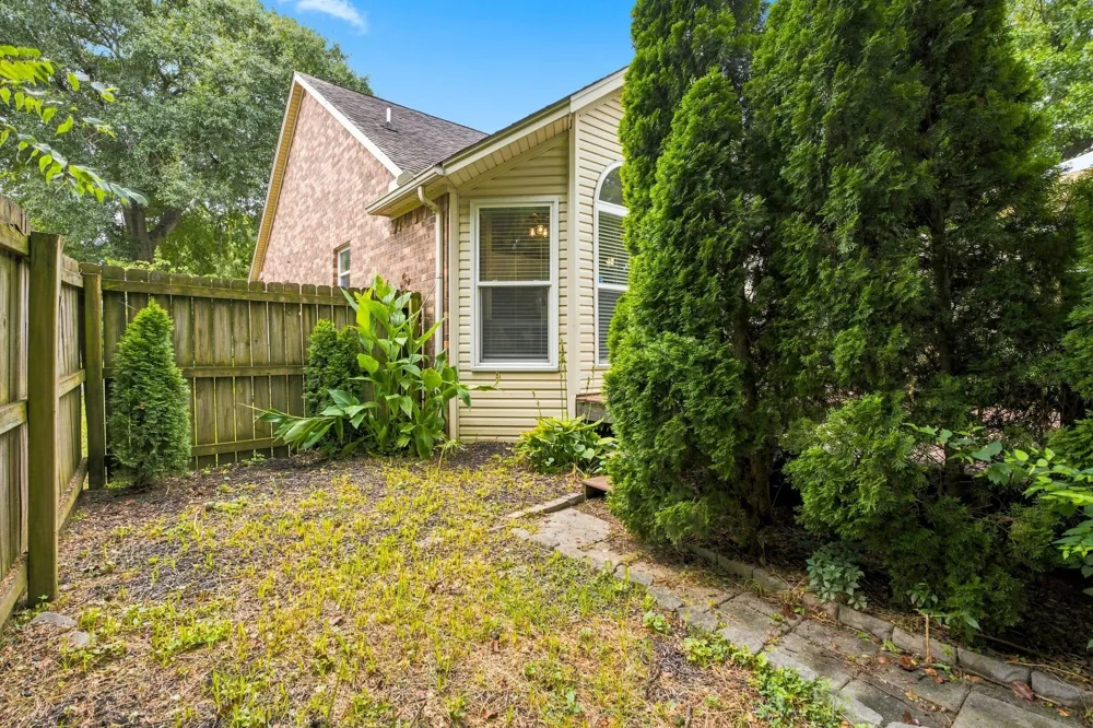 1605 Glen Trail Dr Mount Juliet, TN 37122