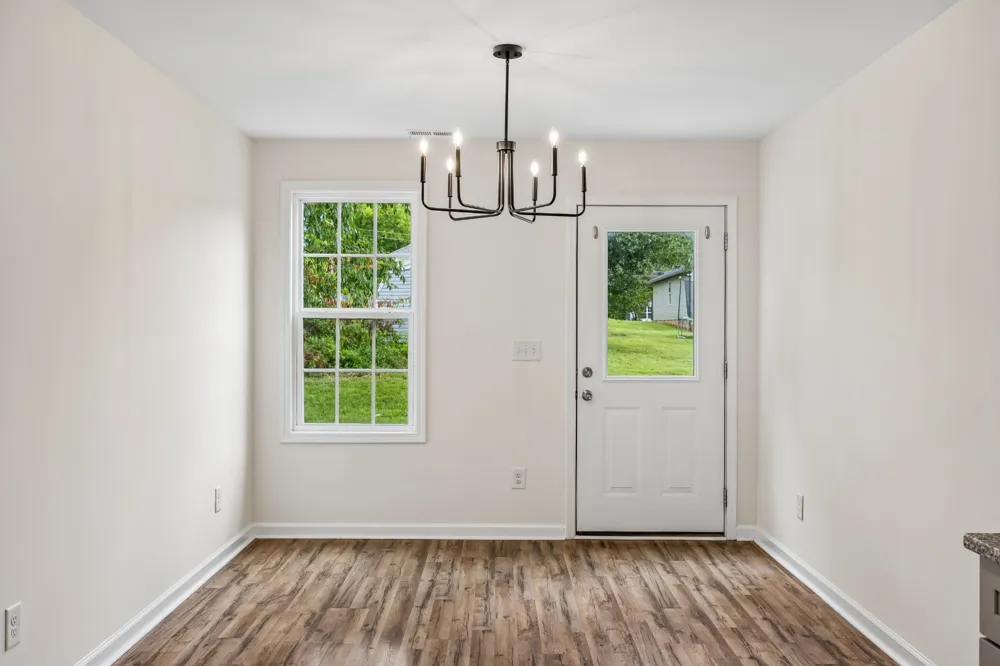 117 21st Ave W Springfield, TN 37172