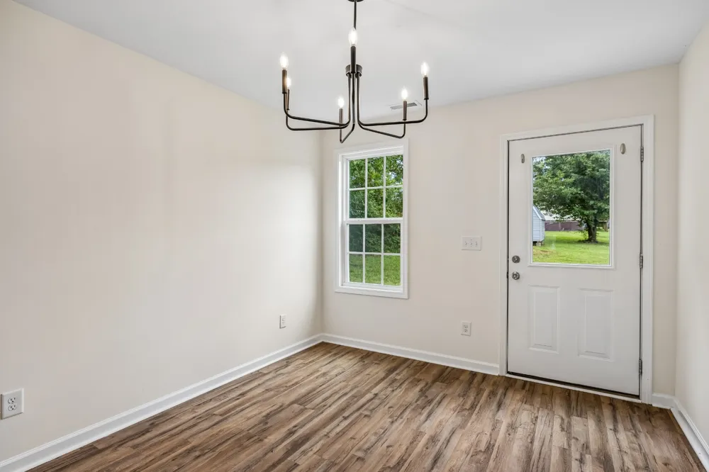 117 21st Ave W Springfield, TN 37172