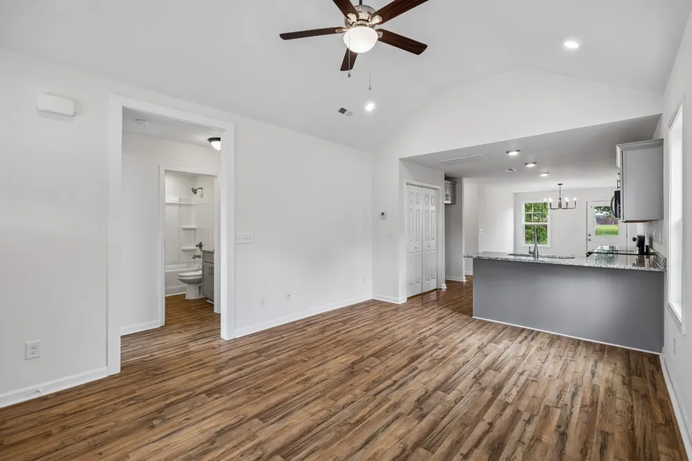 117 21st Ave W Springfield, TN 37172