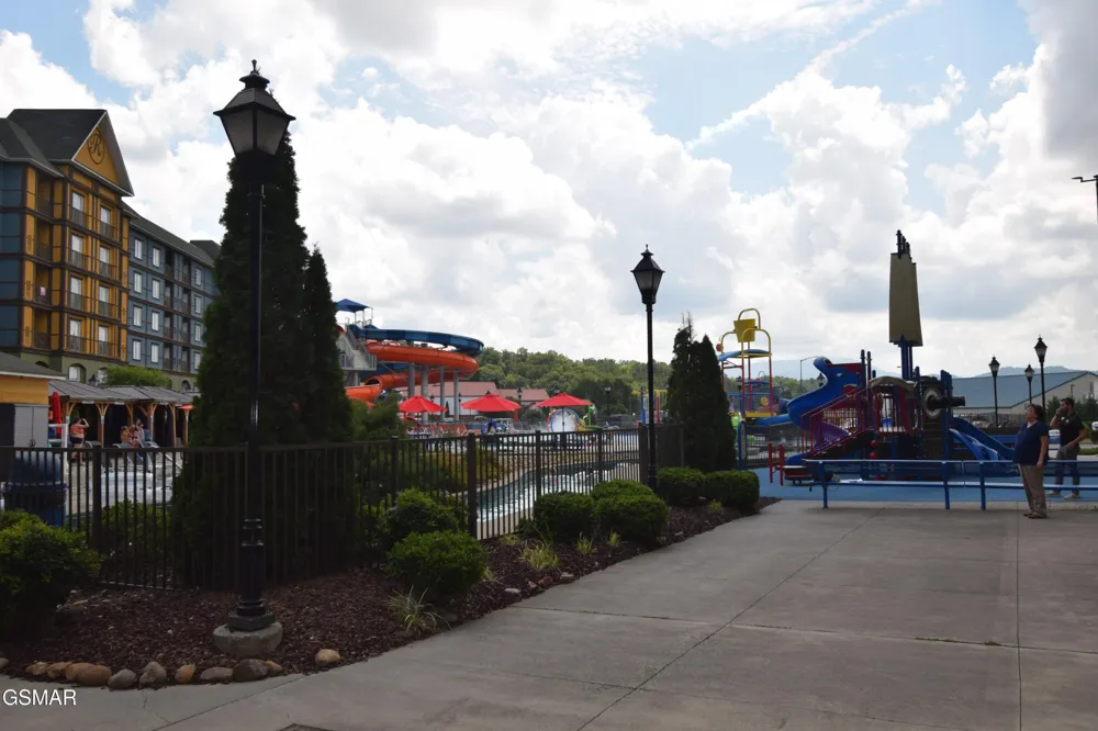 225 Collier Drive #UNIT 1516 Sevierville, TN 37862