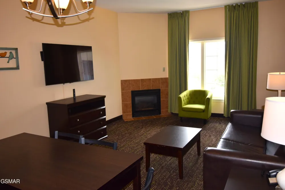 225 Collier Drive #UNIT 1516 Sevierville, TN 37862