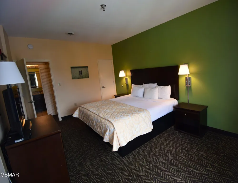 225 Collier Drive #UNIT 1516 Sevierville, TN 37862