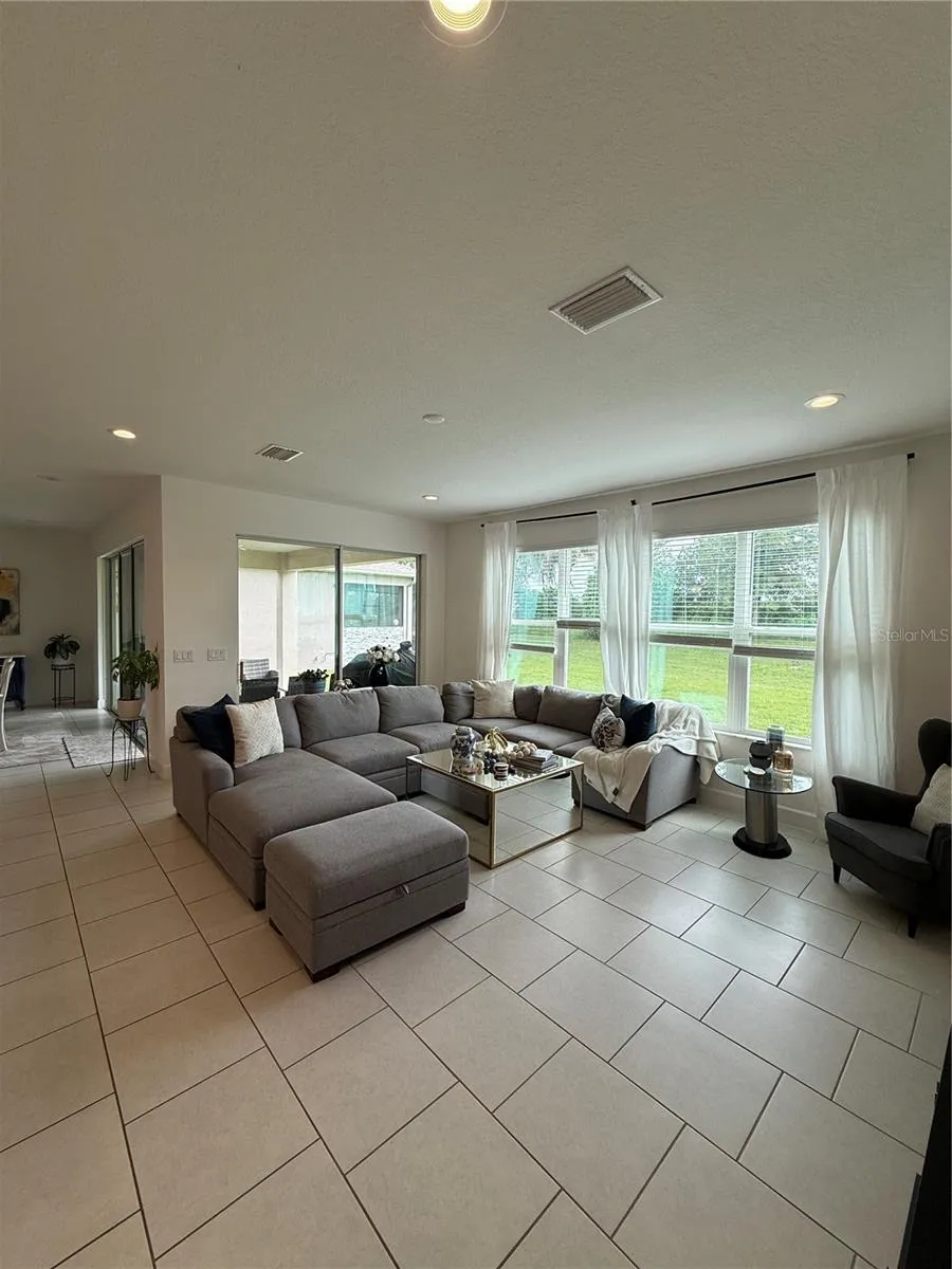 3294 WOODLAND BROOK WAY Wesley Chapel, FL 33543