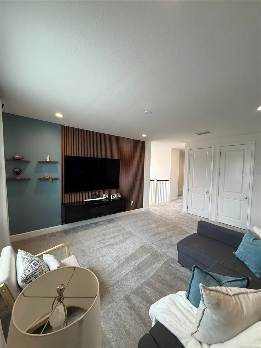 3294 WOODLAND BROOK WAY Wesley Chapel, FL 33543