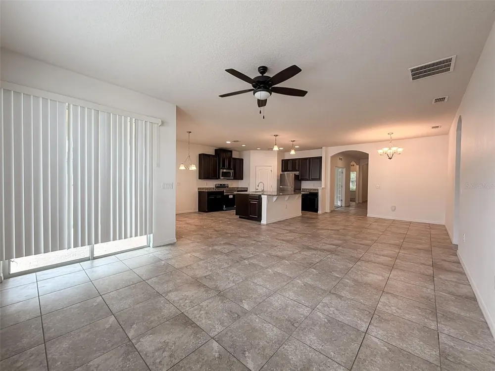 908 GLAZEBROOK LOOP Orange City, FL 32763