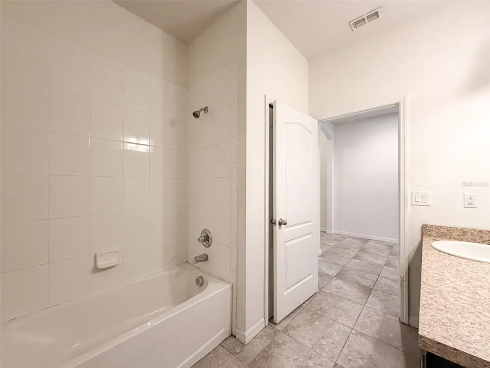 908 GLAZEBROOK LOOP Orange City, FL 32763