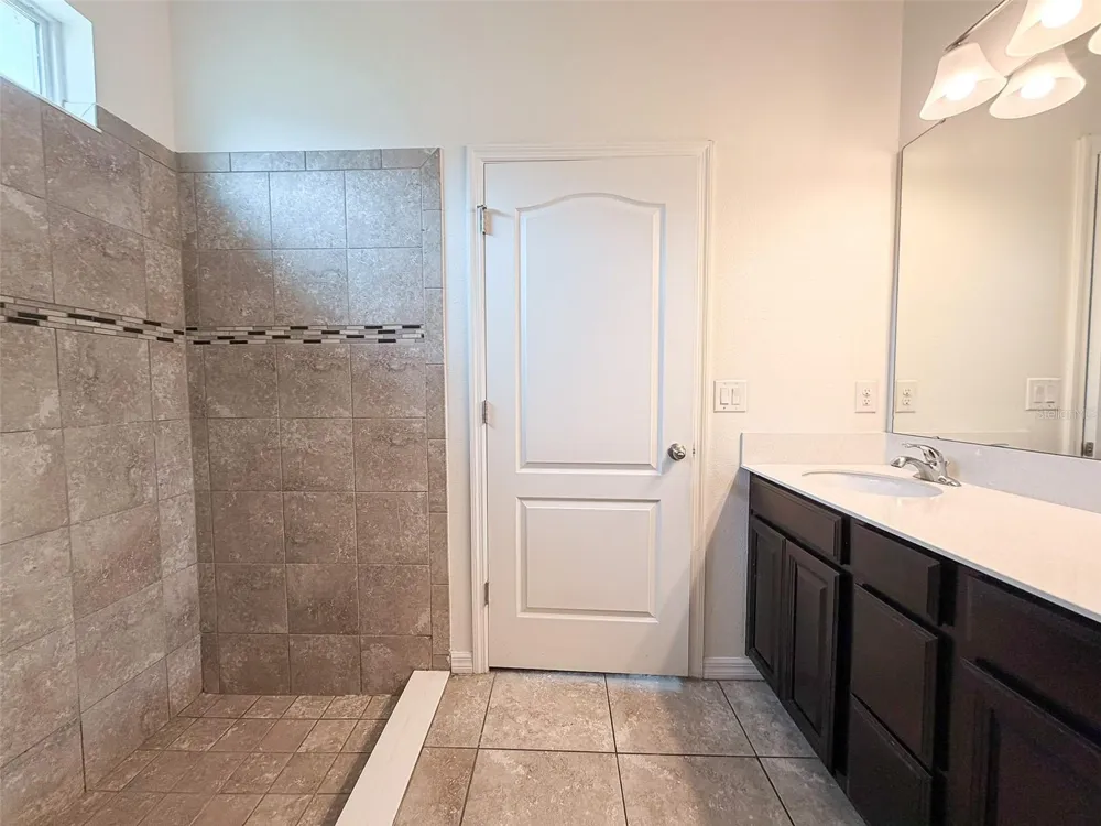 908 GLAZEBROOK LOOP Orange City, FL 32763