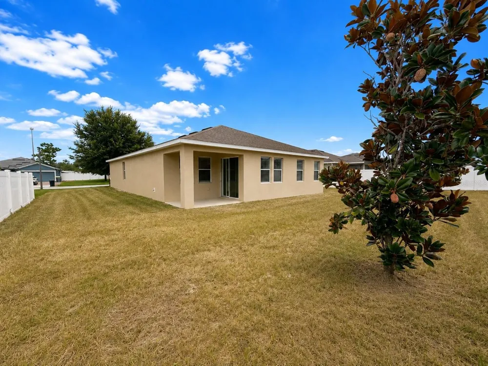 908 GLAZEBROOK LOOP Orange City, FL 32763