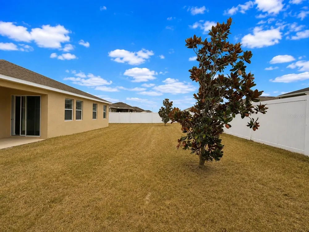 908 GLAZEBROOK LOOP Orange City, FL 32763