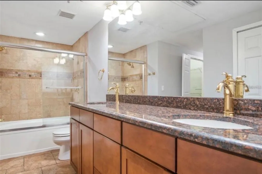 1810 E PALM AVENUE #1205 Tampa, FL 33605