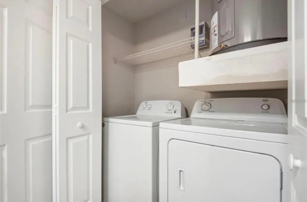 1810 E PALM AVENUE #1205 Tampa, FL 33605
