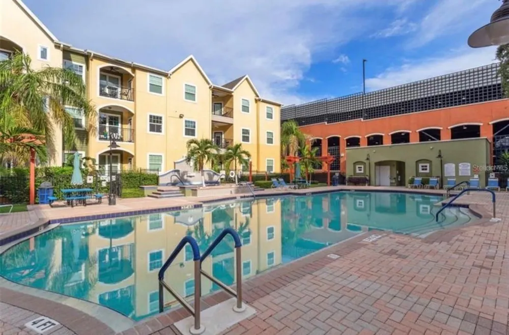 1810 E PALM AVENUE #1205 Tampa, FL 33605