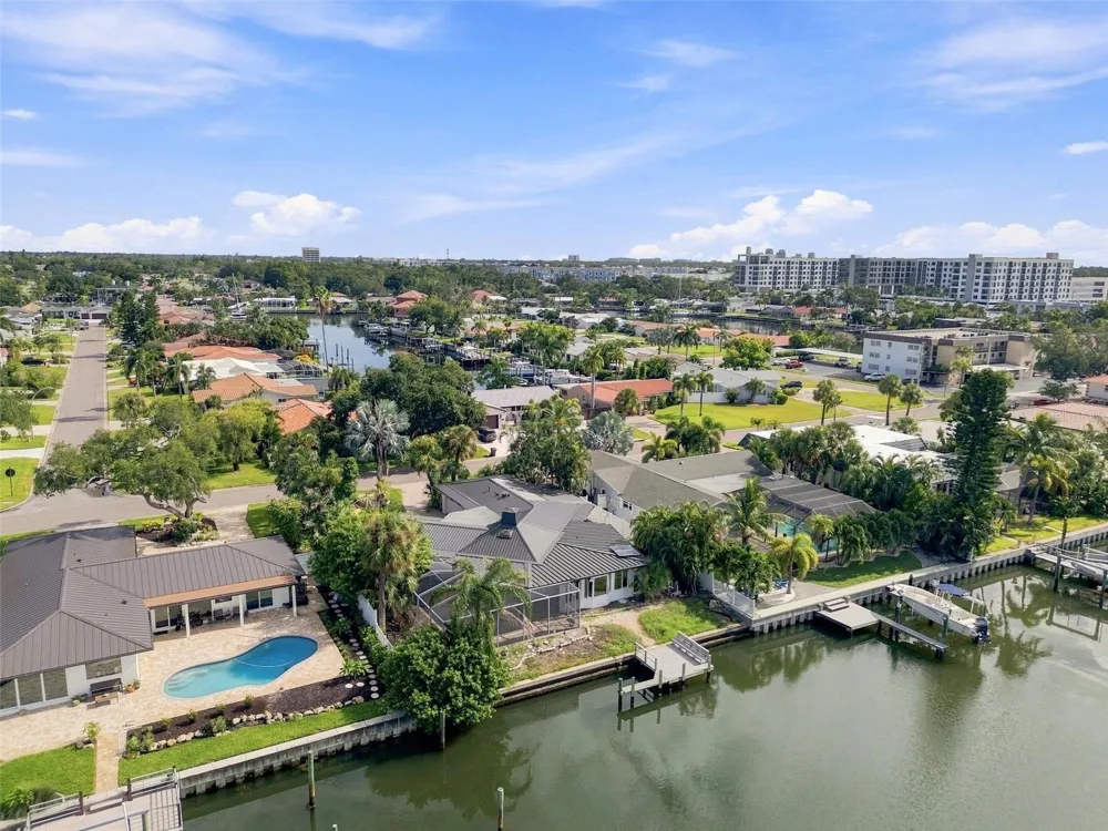3830 46TH AVENUE S St Petersburg, FL 33711