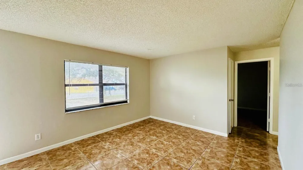 184 JULIE LANE #A Auburndale, FL 33823