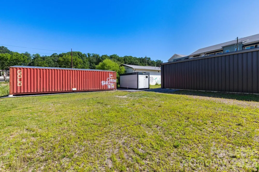 22 Stoner Road Asheville, NC 28803