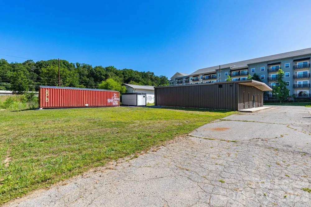 22 Stoner Road Asheville, NC 28803