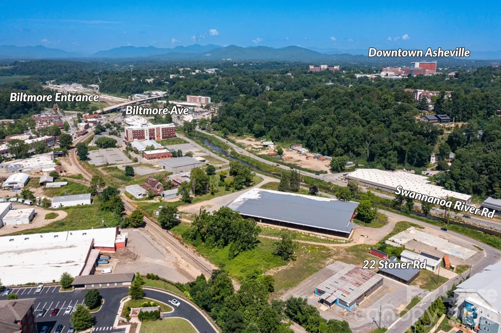 22 Stoner Road Asheville, NC 28803